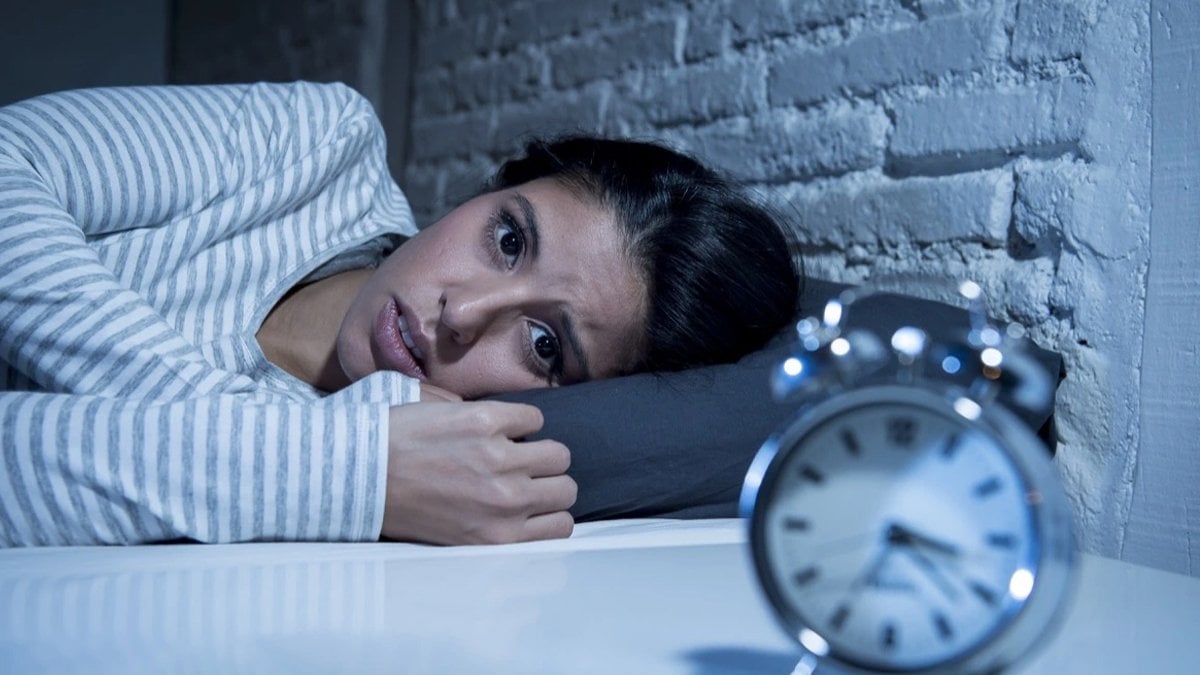 Uykusuzluk sendromu: Baykuş musunuz, horoz mu? Bağışıklık sisteminizi çökertmeyin, uzmana kulak verin