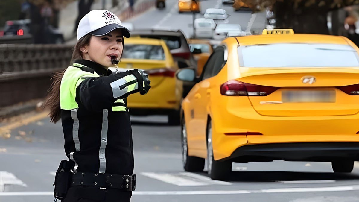 EGM’den hız denetimi atağı: 9 kentte 10 Temmuz’da başlıyor! Trafiğe çıkacaklar bunu bilmeli