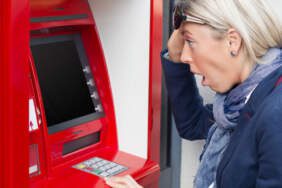 Emekliler için risk çanları: Bankalar artık maaşlara el koyabilecek! Yargıtay, Anayasa’yı emsal gösterdi