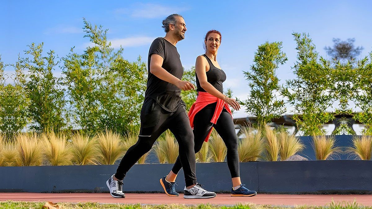 Yürüme hızınız, beyin yaşınızı ortaya çıkarıyor! Bilim açıkladı: Yavaş yürüyenler risk altında