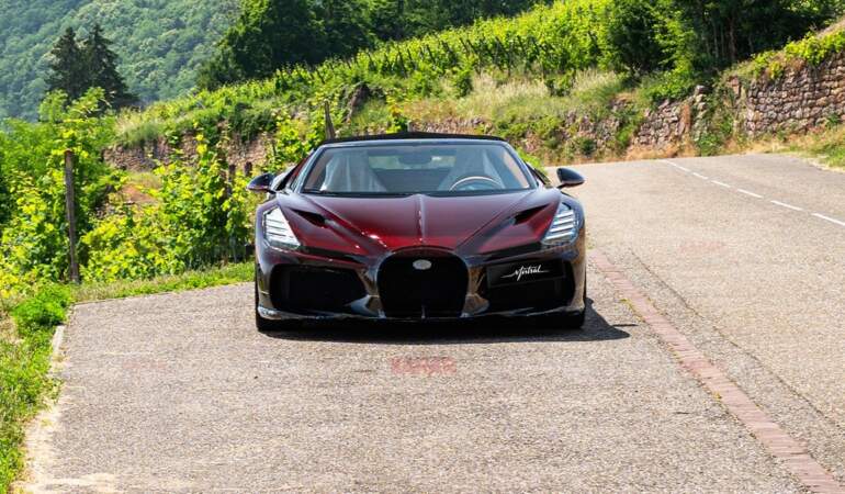 Her Bugatti 400km’lik bu sınavı geçmek zorunda: W16 Mistral Roadster dahil