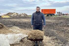 Sadece 5 taneyle başladı, 7 senede verimi katladı! 45 ton ürün alıyor, bölge üreticilerine örnek oluyor