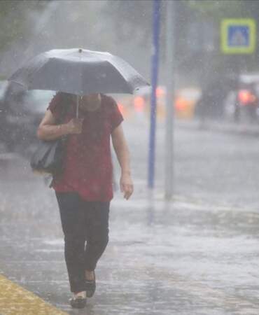 Son dakika: Meteoroloji’den Ordu, Giresun, Trabzon ve Rize için ‘kuvvetli yağış’ alarmı! Valilikleri de uyardı