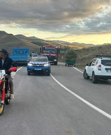 Bayburt-Erzurum sınırında jet düştü: Ekipler sevk edildi
