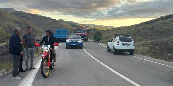 Bayburt-Erzurum sınırında jet düştü: Ekipler sevk edildi