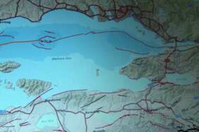 6 Şubat depremi tahmini ile gündem olmuştu! Gemlik depremi sonrası 2 bölgeyi işaret etti: 6.8 büyüklüğüne kadar çıkabilir