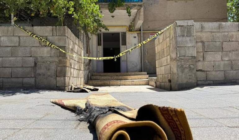 Gaziantep’te baba dehşeti: İntihar etmek isteyen kızını benzin döküp yaktı