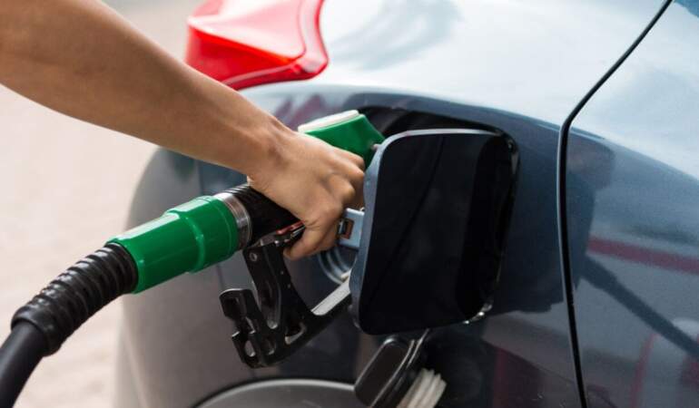 ÖTV zammı akaryakıta yansıdı: Benzin, motorin ve LPG’ye zam geldi