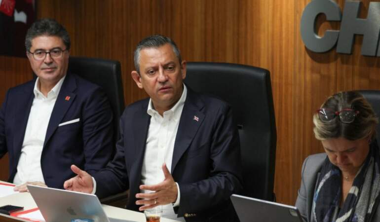 Özgür Özel, gözaltılar sonrası MYK’yi topluyor