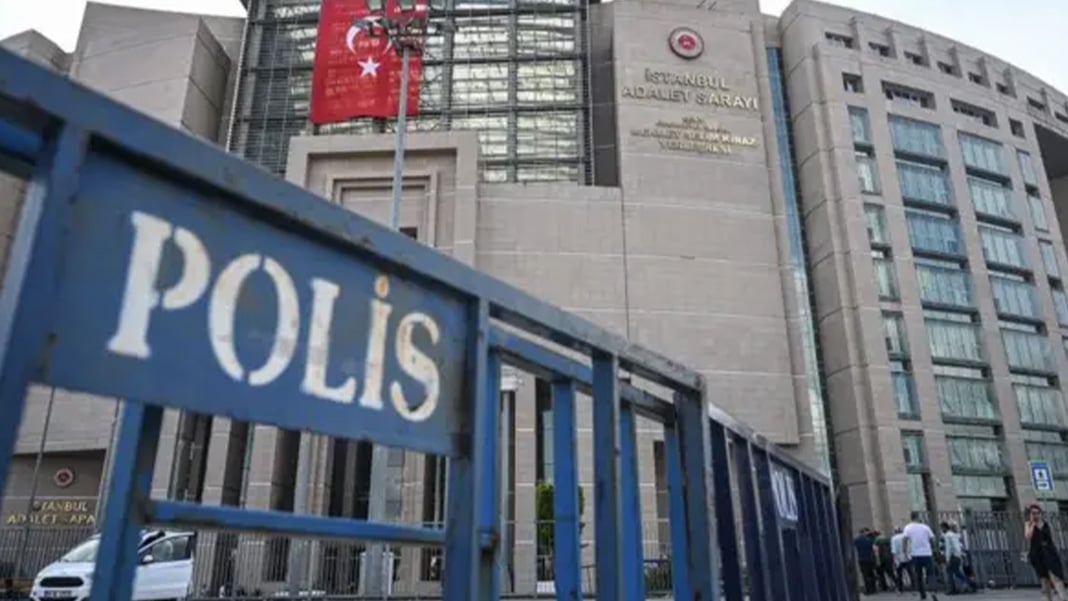 İHD: Çağlayan Adliyesi’ndeki giriş kısıtlaması hukuka ve haklara aykırı