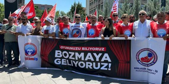 Birleşik Kamu İş ve Eğitim-İş’ten ‘toplu sözleşme’ eylemi: Bu maaşla ayın ilk haftasını çıkarabilmek bile mucize
