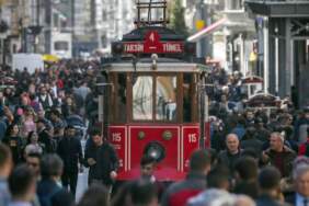 TÜİK dünya nüfus gününde son rakamları açıkladı: Türkiye, dünyanın en kalabalık 18. ülkesi