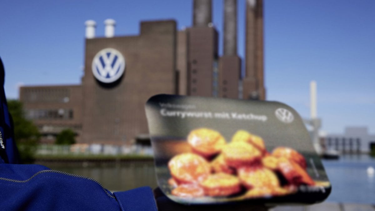 Otomotiv sektörünün devi olarak biliniyor! Arabadan çok o ürünü sattı