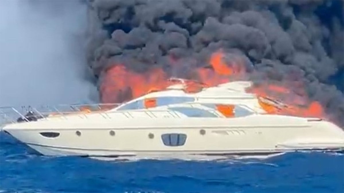 Bodrum’da lüks yat alevlere teslim oldu: Batmaktan kurtarılamadı