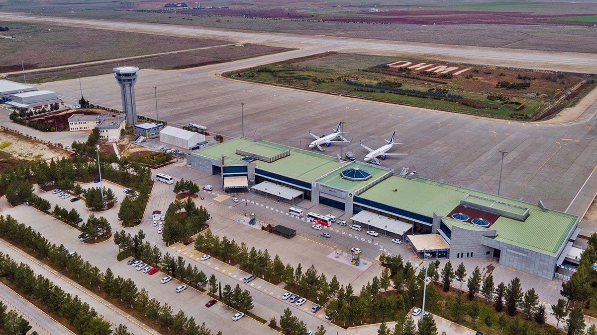 Şanlıurfa GAP Havalimanı bölgesel kalkınmaya liderlik ediyor! Bölgeye nefes oldu, ekonomiye can katıyor