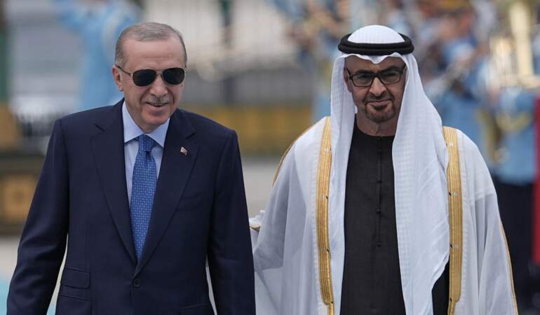 Ankara’da diplomasi günü: Erdoğan ve Al Nahyan bir araya geldi