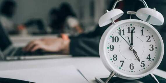 SON DAKİKA: 30 BİN MEMURA YARIM ZAMANLI ÇALIŞMA MÜJDESİ! RESMİ GAZETE’DE YAYIMLANIYOR