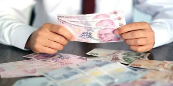 Kamu işçilerine üçüncü ve son zam teklifi: İlk 6 aya yüzde 24