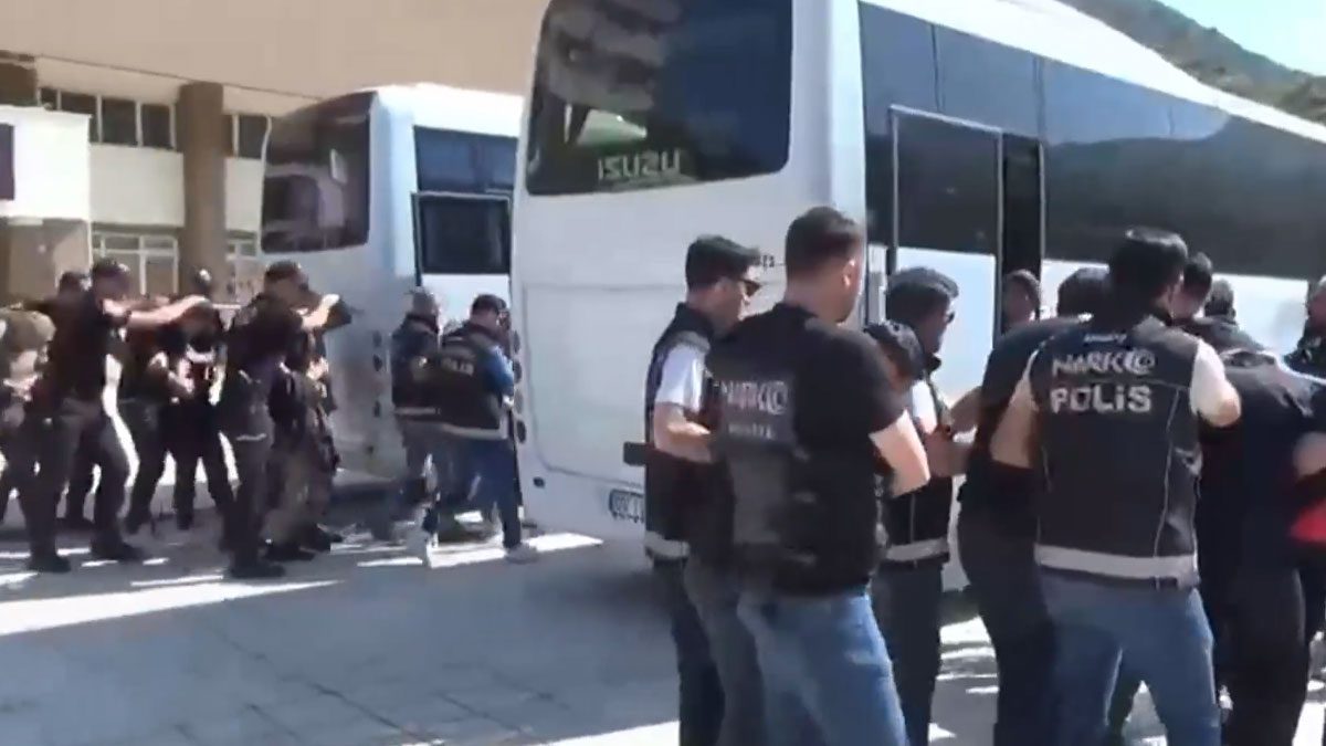 72 ilde uyuşturucu operasyonu: Bin 933 gözaltı