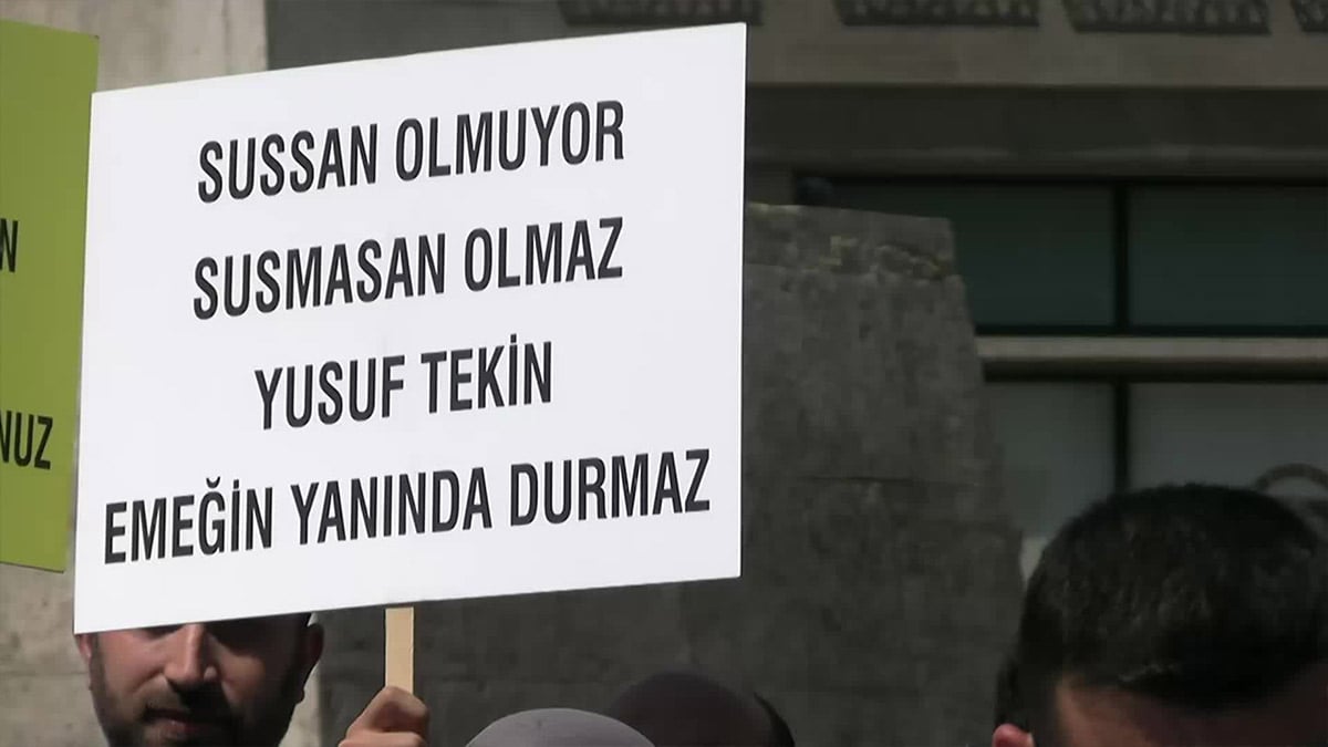 2024 yılı KPSS’ye ek atama isteyen öğretmenler: En az ücretli öğretmen kadar ek atama yapılsın