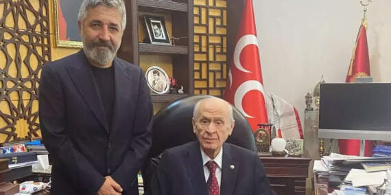 Bahçeli istedi, Ali Kınık okudu: Kardeşlik Türküsü