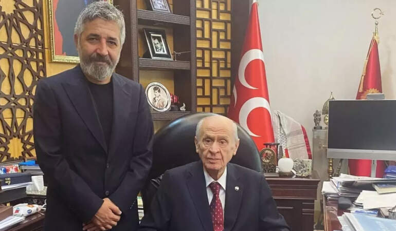 Bahçeli istedi, Ali Kınık okudu: Kardeşlik Türküsü