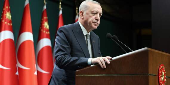 Erdoğan’dan orman yangını şehitlerinin ailelerine taziye: Milletimiz fedakârlıklarını unutmayacak