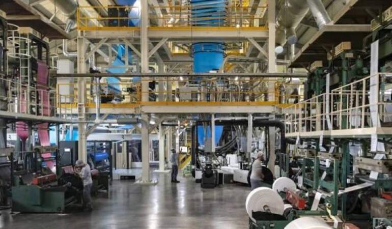 Bu fabrikada maaşlar uçtu! İşçiye %100 zam müjdesi geldi, maaş 80.000 TL oldu: Yeni rakam ‘Helal olsun’ dedirtti