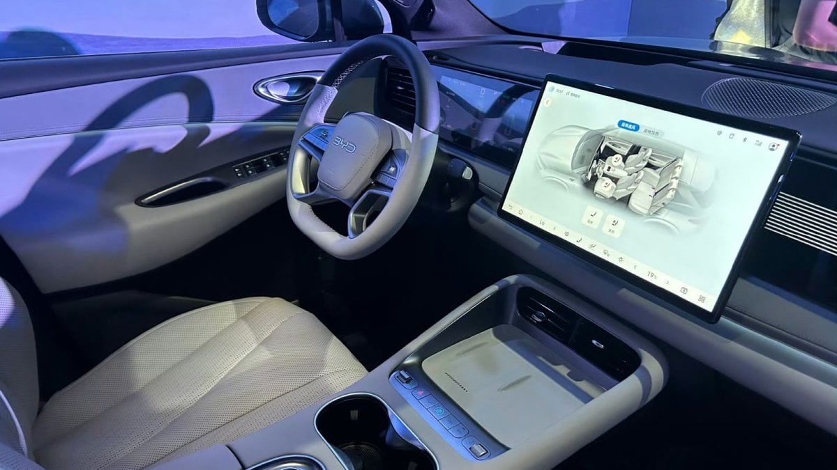 100 kilometrede sadece 3.5 litre yakıyor! BYD’nin yeni SUV bombası Sea Lion 06 Tanıtıldı: İşte fiyatı ve özellikleri!