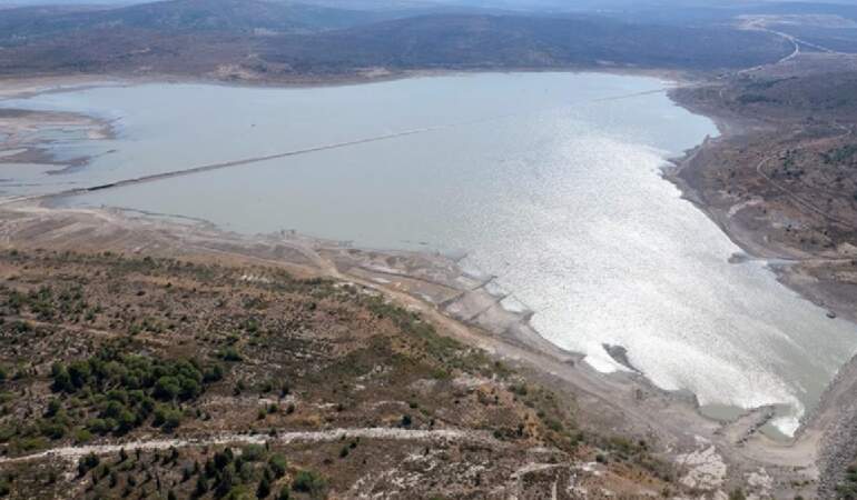Çeşme’de her gece yedi saat su kesintisi başlıyor