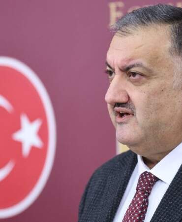 Karal’dan yangın faciasına sert tepki: “Bu bir yangın değil, ihmallerin toplu mezarıdır”