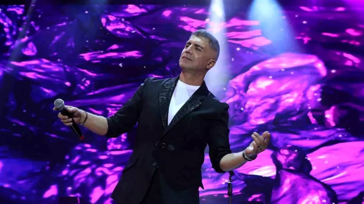 Önce Özcan Deniz sandılar, gerçek bambaşka çıktı! Sosyal medyayı sallayan o sesin sahibi, hayatının sürprizini yaşadı!