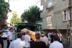 Sancaktepe’de feci olay: Tartıştığı anne ve babasını bıçaklayarak öldürdü