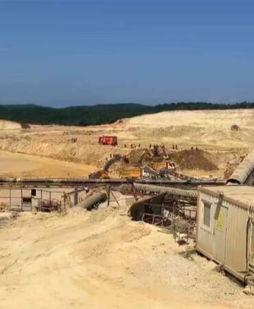 Çatalca’da kum ocağında göçük: Kepçe operatörünün cansız bedenine 6 saat sonra ulaşıldı