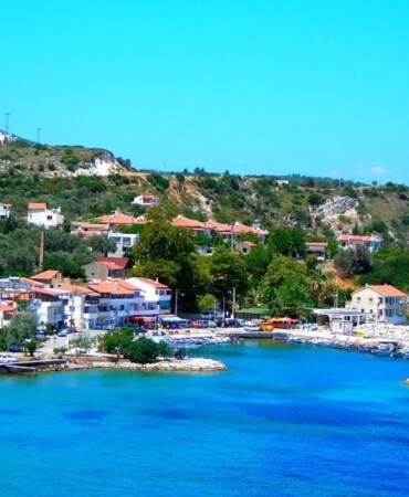 Çeşme’ye alternatif arayanlara müjde: İzmir’in gizli cenneti keşfedildi, uygun fiyatla tatil keyfi!