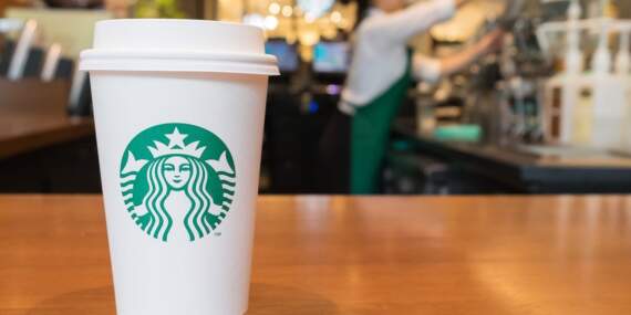 Starbucks’ın küresel satışları düştü: Protestoların etkisi sürüyor