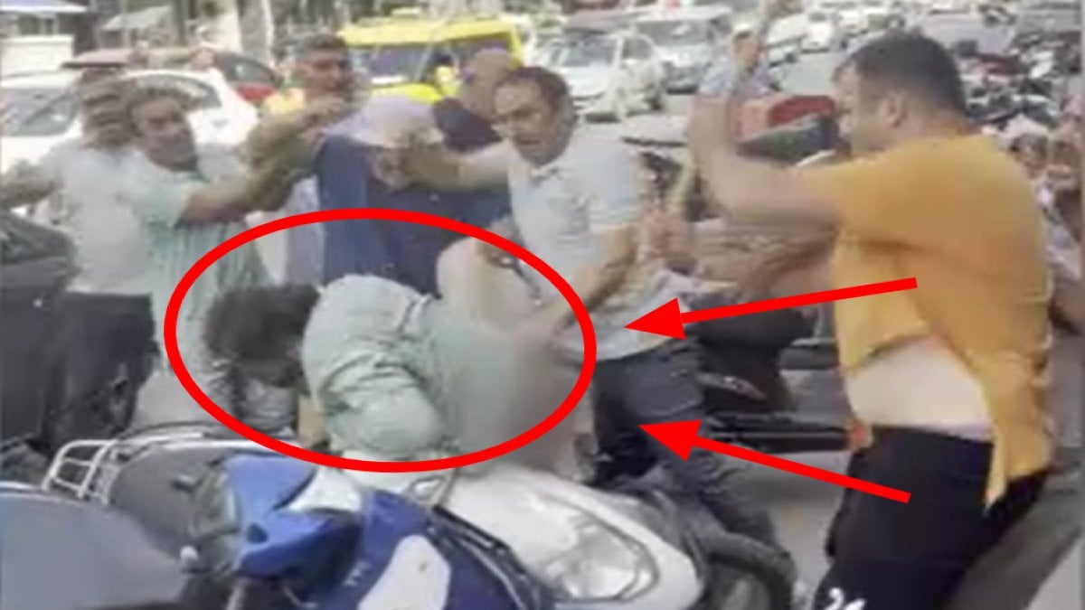 Kuşadası’nda kan donduran olay: Sokak ortasında bir adam, başka bir grup tarafından resmen linç edildi