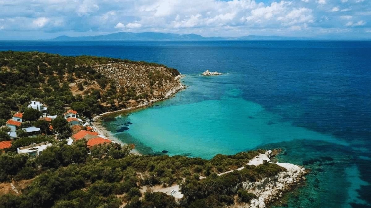 Haritada bile bulmak zor! Ege’nin son bakir koyu: Ağustos ortasında bile kimsecikler yok!