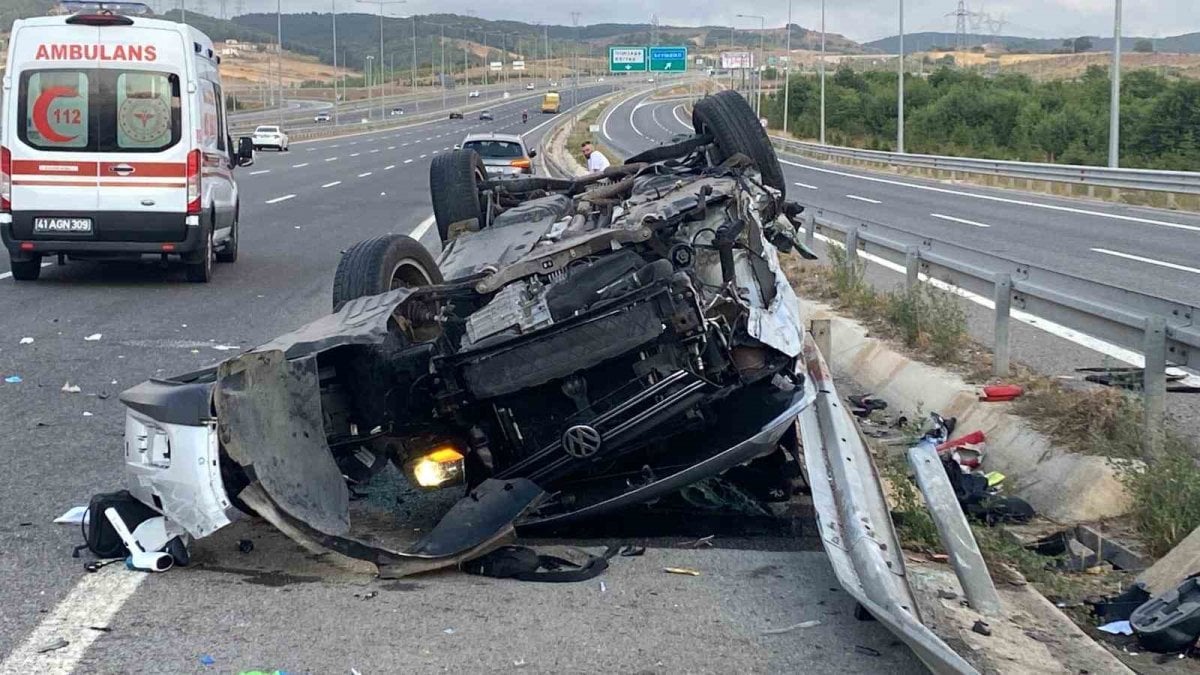 Kuzey Marmara Otoyolu’nda otomobil takla attı: Anne öldü, baba ve 3 çocuk yaralandı!