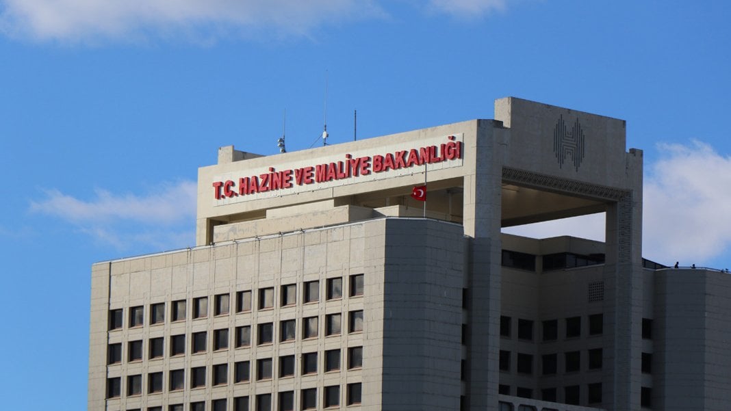 Hazine, ağustosta 5 tahvil ihalesi düzenleyecek