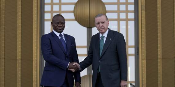 Erdoğan, Gabon Cumhurbaşkanı Nguema ile görüştü