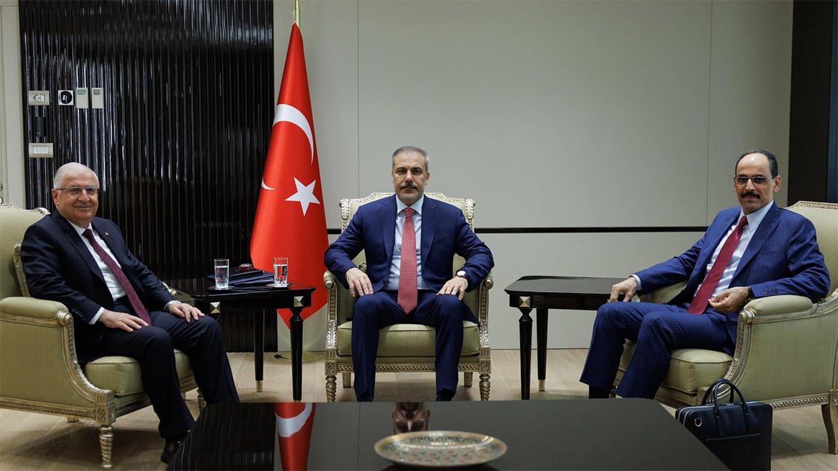 Dışişleri’nde 3’lü zirve! Bakan Fidan, Bakan Güler ve MİT Başkanı Kalın bir araya geldi