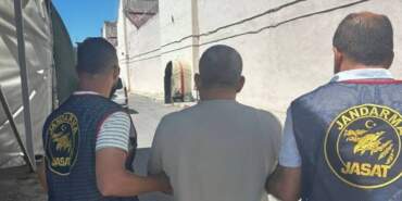 41 Yıl Hapis Cezasıyla Aranıyordu: Kızının Evinde Yakalandı