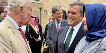 Abdullah Gül ve Kral Charles Aynı Karede