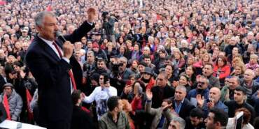 Adana’da Dolmuşçulardan Zeydan Karalar Kararı: Mitinge Gidenlerden Ücret Alınmayacak