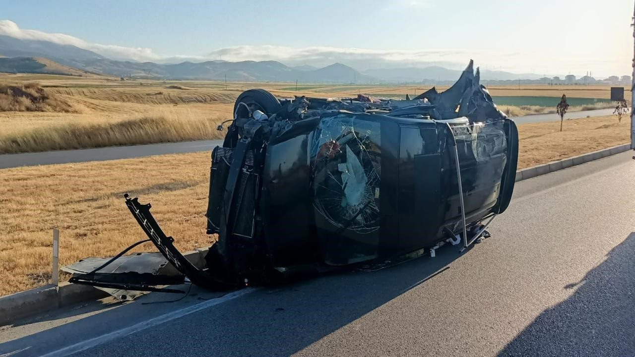 Amasya’da Trafik Kazası: 1 Ölü, 4 Yaralı