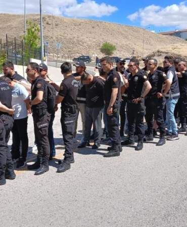 Ankara’da Haraç Çetesine Operasyon: 14 Kişi Gözaltında