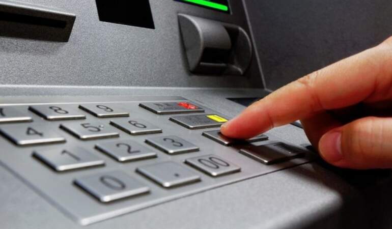 ATM’lerden Para Çekecekler Dikkat! Sil Baştan Değişiyor, Pazartesi İtibarıyla Yürürlüğe Girecek