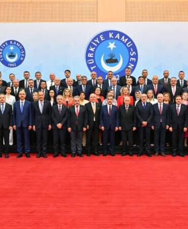 Bahçeli, Kamu-Sen Yöneticileriyle Görüştü