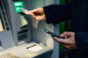 Banka Devinden Flaş Karar: Herkesin IBAN’ı Değişiyor! Bildirmeyenin Hesabına Para Gönderilmeyecek